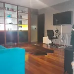 Incrivel Quarto E Sala Na Quadra Da Praia De Ipanema